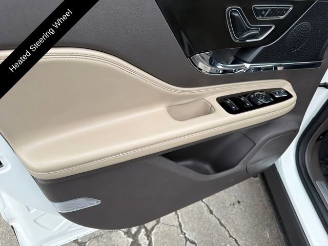 Certified 2024 Lincoln Corsair AWD w/ Equipment Group 101A image 14