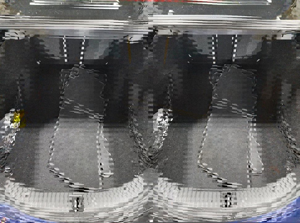 Used 2015 Mercedes-Benz C 300 Sedan w/ Multimedia Package image 18