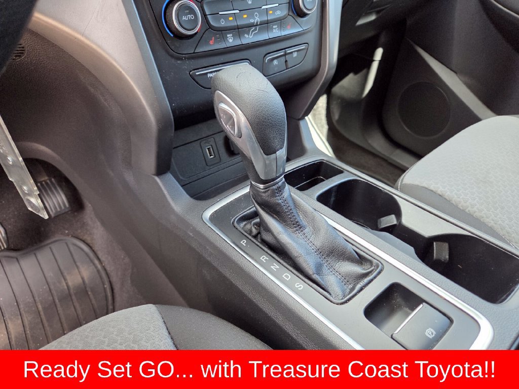 Used 2018 Ford Escape SE w/ SE Sync 3 Package FWD image 29