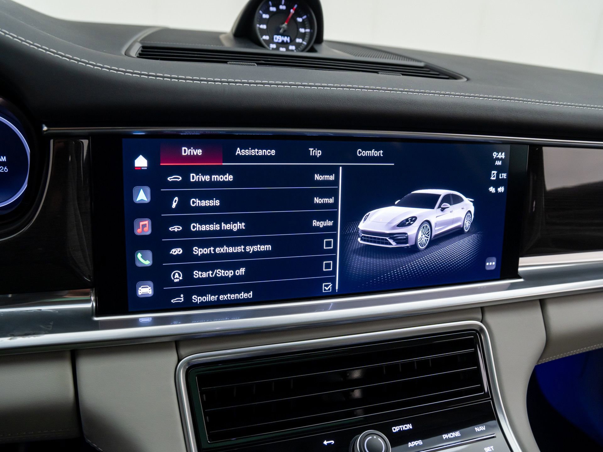 Certified 2023 Porsche Panamera GTS image 29