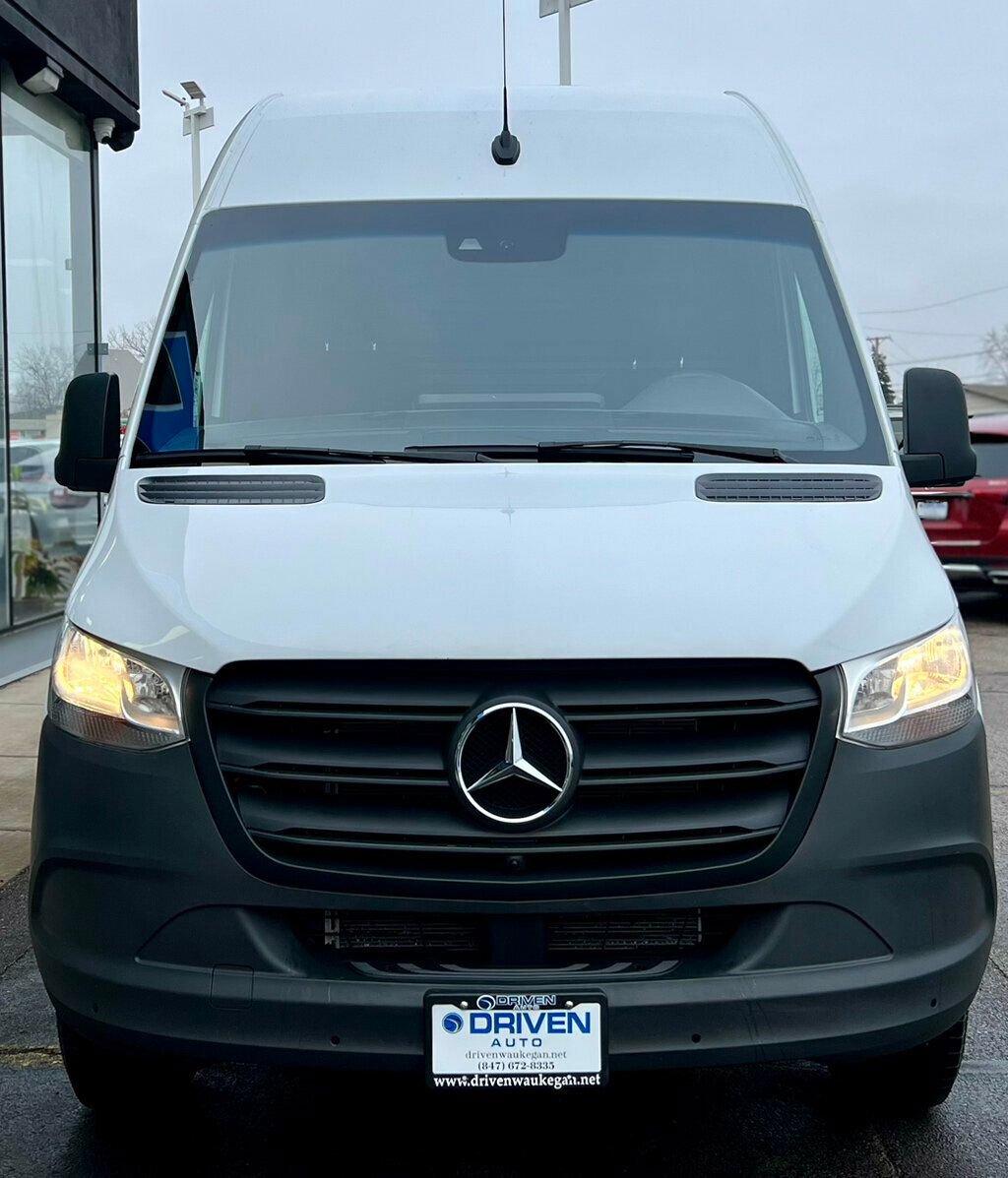Used 2024 Mercedes-Benz Sprinter 3500 image 6