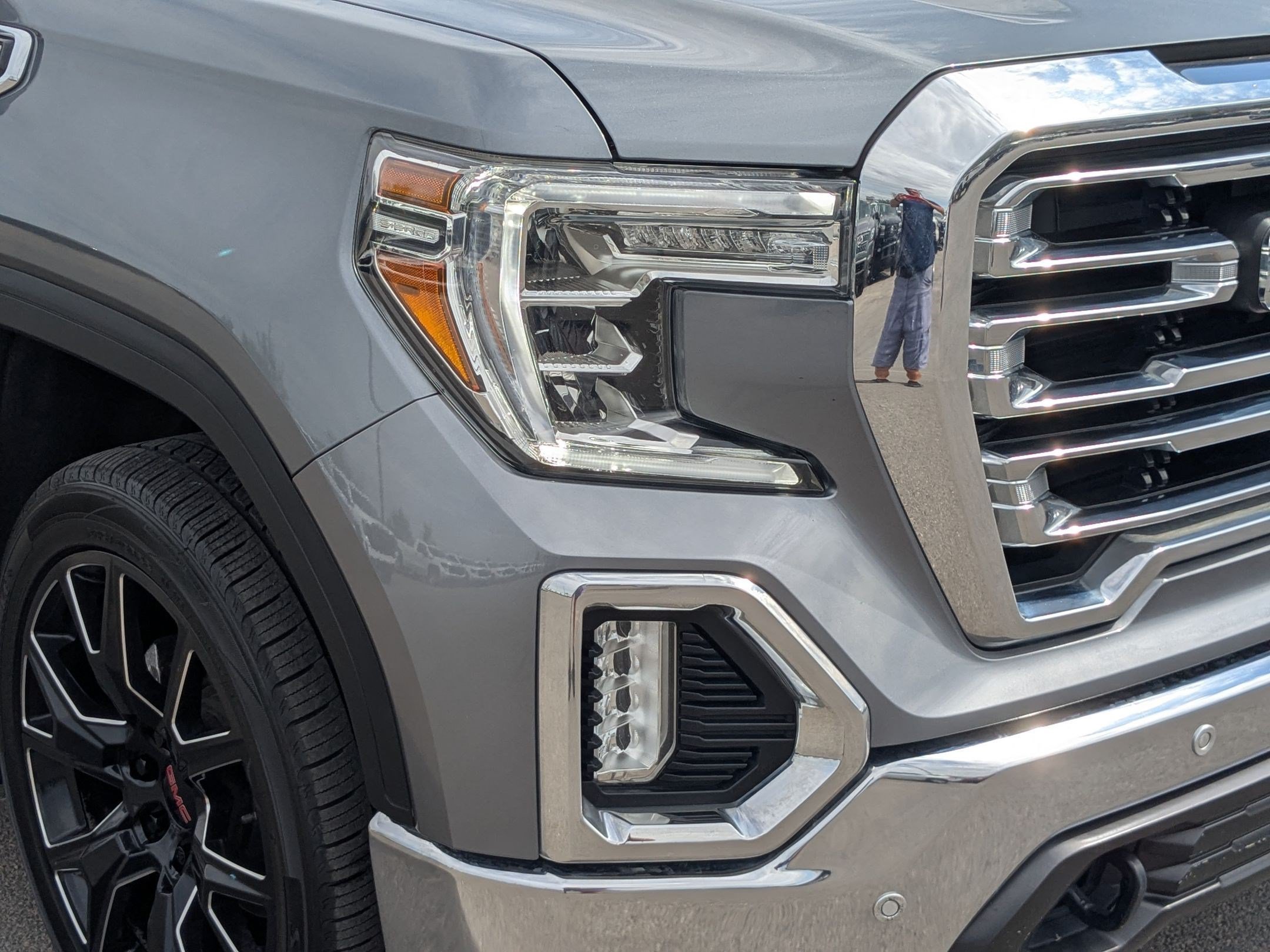 Certified 2022 GMC Sierra 1500 SLT w/ SLT Premium Plus Package AWD/4WD image 11
