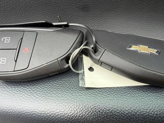 Used 2024 Chevrolet Colorado W/T RWD image 15