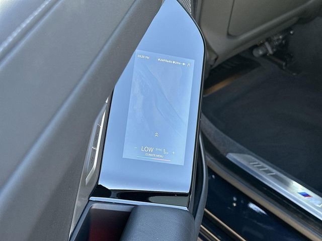 Used 2024 BMW 740i image 43