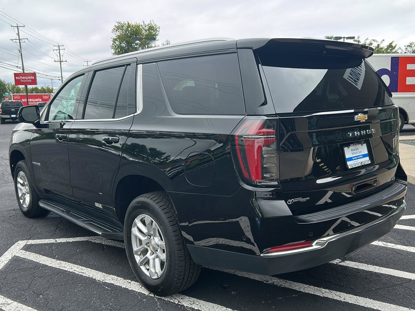 Used 2025 Chevrolet Tahoe LT AWD/4WD image 5