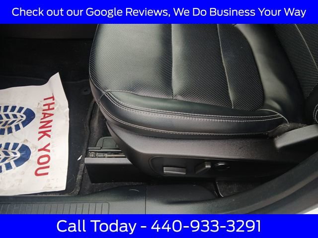 Certified 2022 Ford Escape Titanium w/ Class II Trailer Tow Package image 33