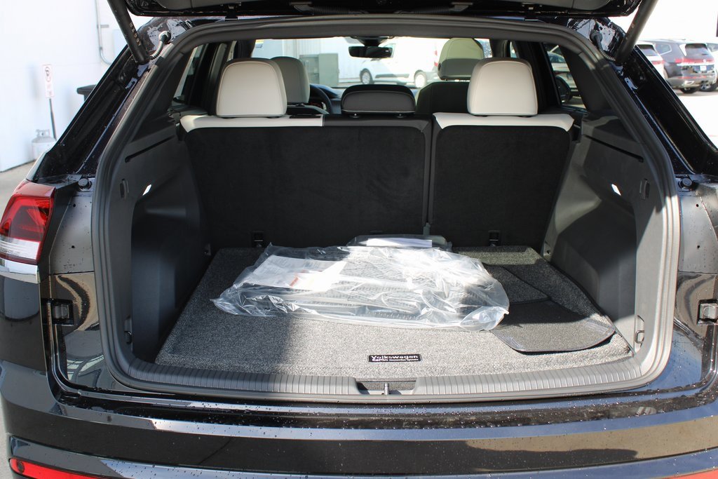 New 2026 Volkswagen Atlas Cross Sport SEL Premium R-Line image 22