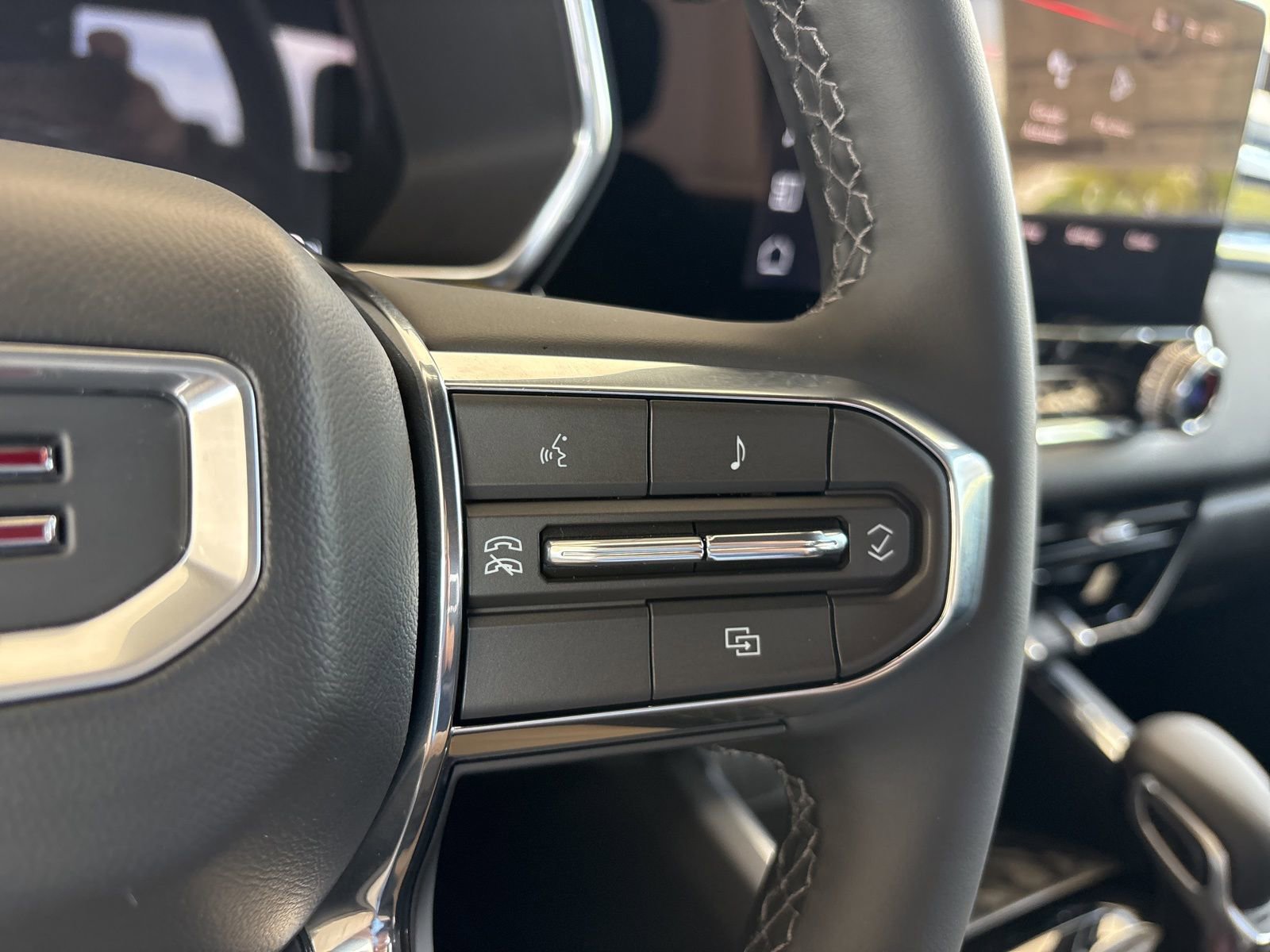 New 2026 GMC Canyon Elevation w/ Convenience Package RWD image 24