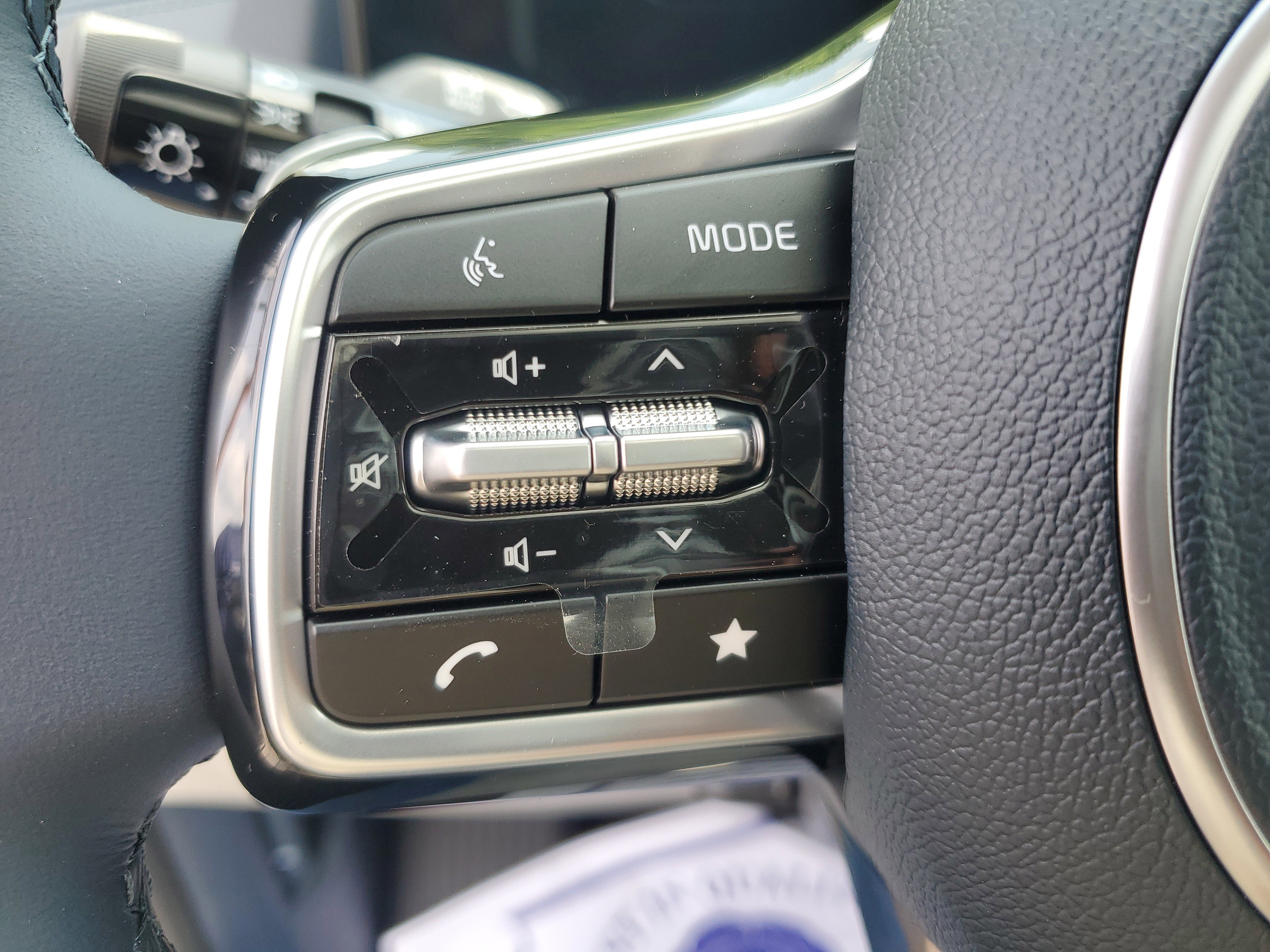 New 2026 Kia Carnival SX image 26