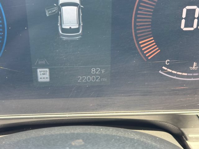 Used 2025 Hyundai Kona SEL FWD image 19