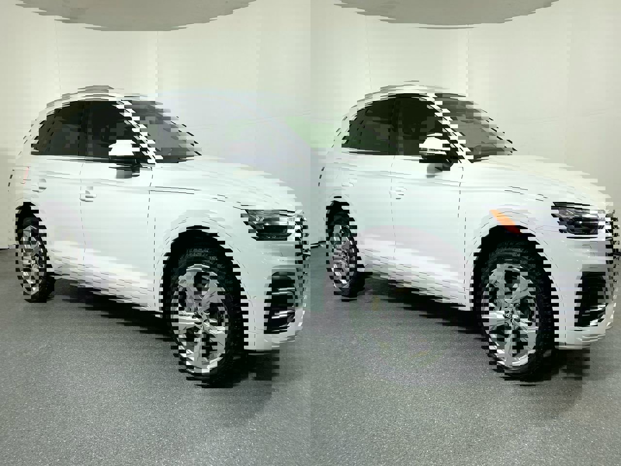 Used 2021 Audi Q5 Prestige w/ Prestige Package image 28