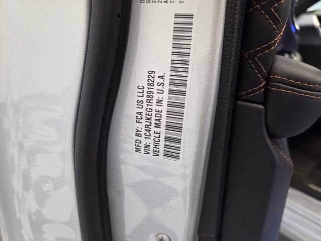 Used 2024 Jeep Grand Cherokee L Summit image 24