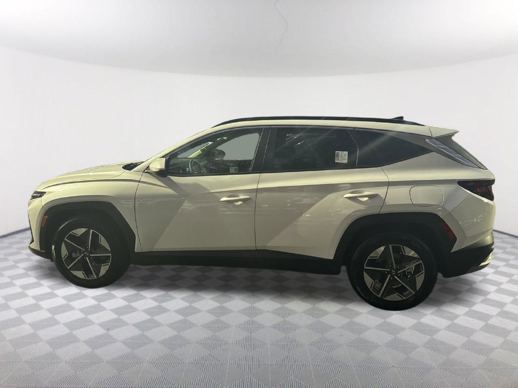 Used 2025 Hyundai Tucson SEL FWD image 8
