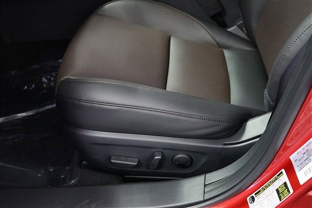 New 2026 MAZDA MAZDA3 Hatchback w/Premium Plus Pkg image 22