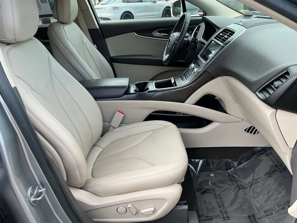 Used 2020 Lincoln Nautilus Reserve w/ Equipment Group 201A AWD/4WD image 23