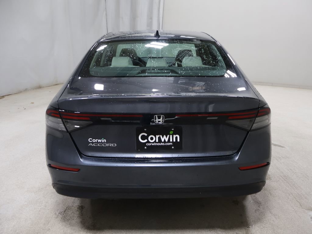 New 2025 Honda Accord SE image 5