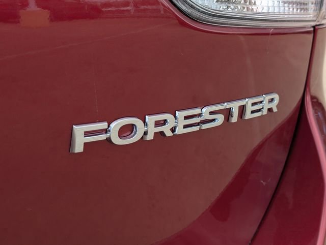 Used 2023 Subaru Forester Premium image 12