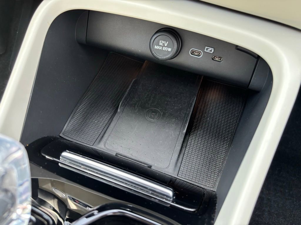 Certified 2023 Volvo XC40 B5 Plus w/ Driver Assist Package image 10