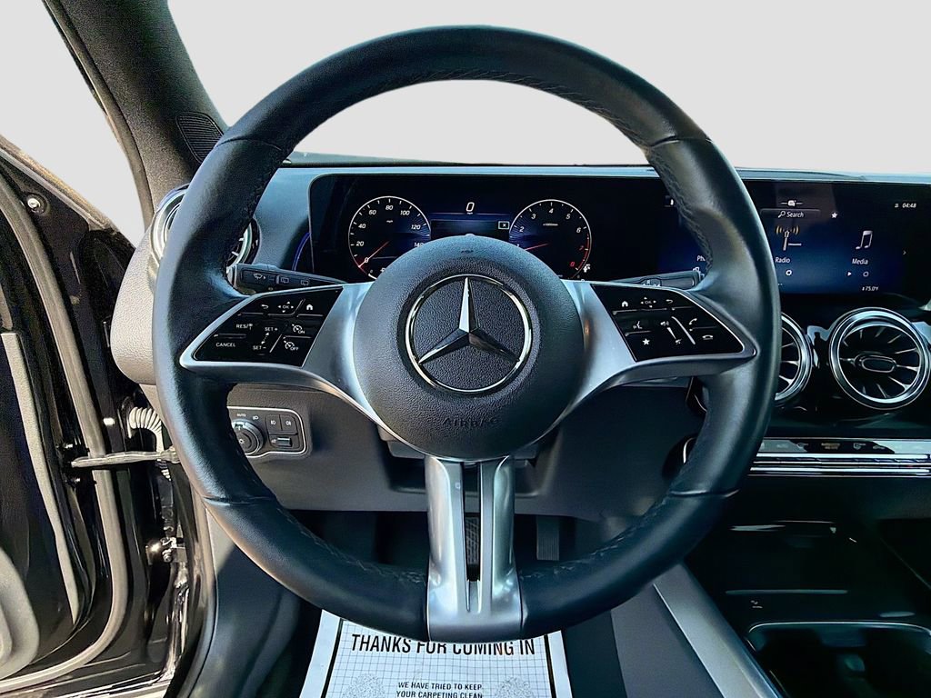 Used 2024 Mercedes-Benz GLB 250 image 36