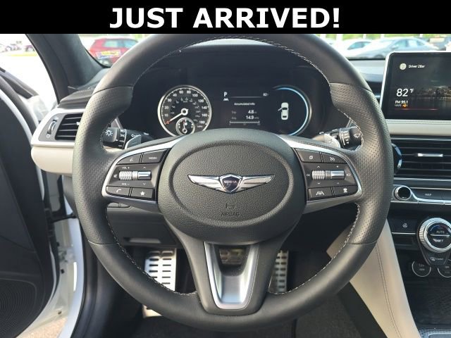 Used 2022 Genesis G70 3.3T RWD image 14