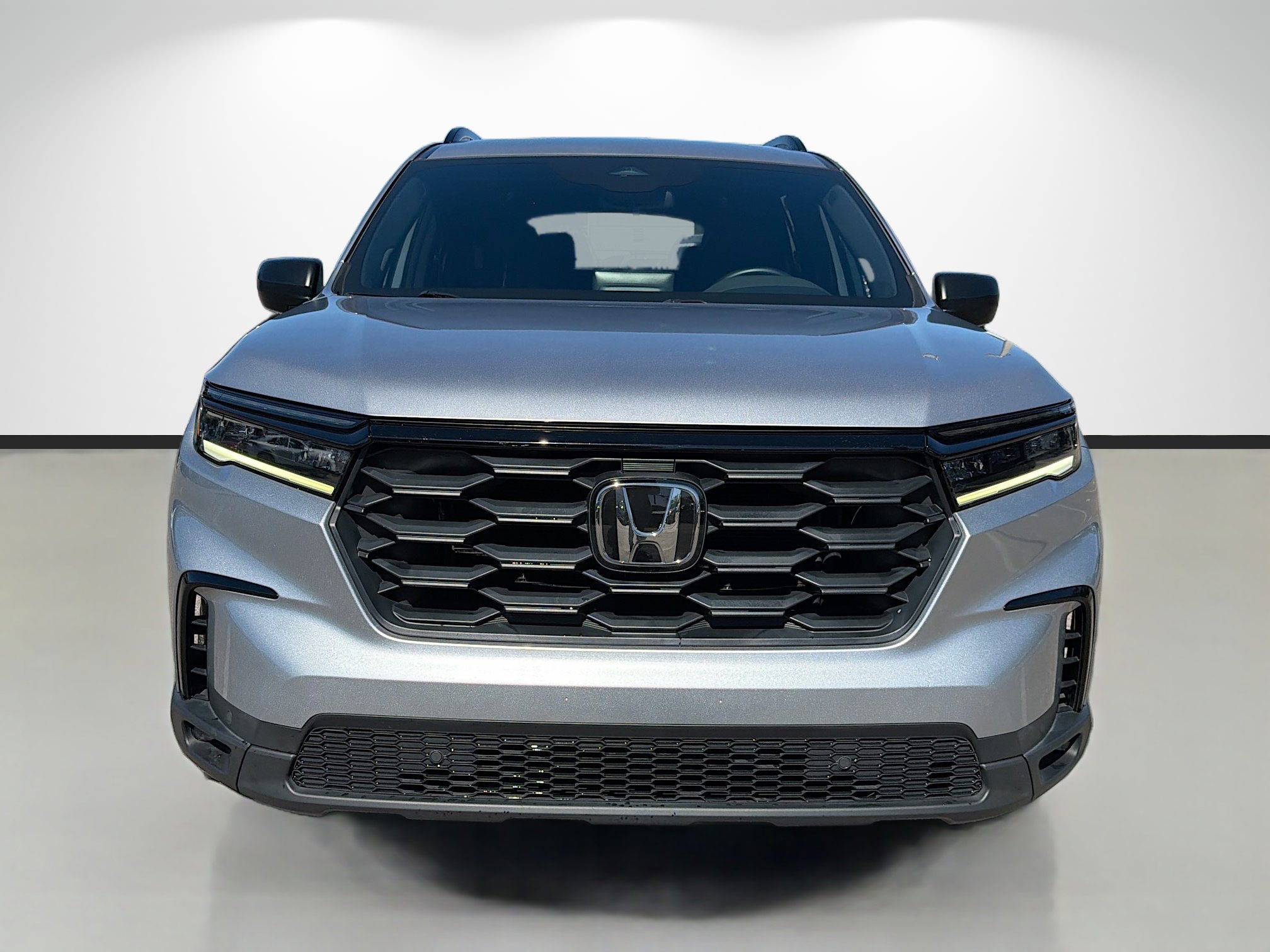 Used 2023 Honda Pilot Sport image 8