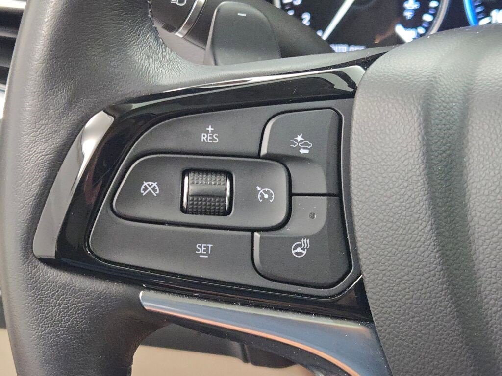 Used 2022 Buick Enclave Avenir w/ Avenir Technology Package image 35