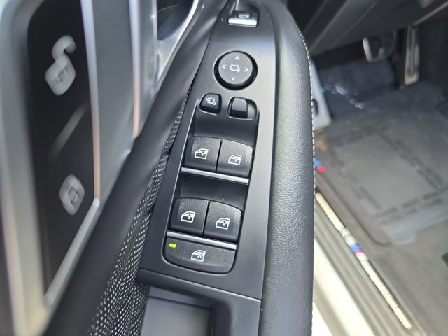 Used 2021 BMW X5 M w/ Competition Package AWD/4WD image 16