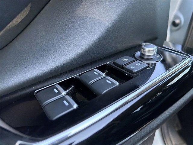 Used 2023 MAZDA CX-9 Touring image 13