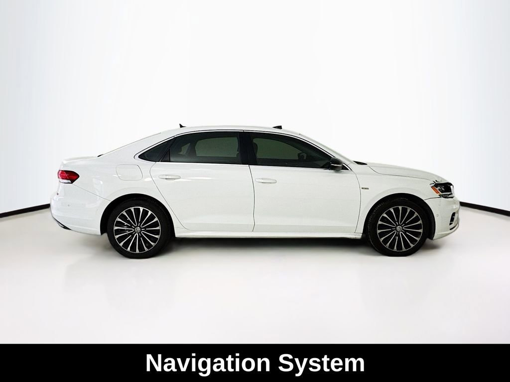 Used 2022 Volkswagen Passat 2.0T FWD image 7