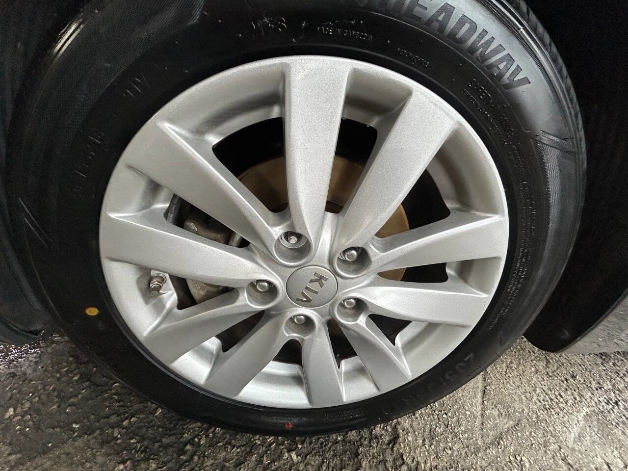 Used 2015 Kia Forte EX image 23