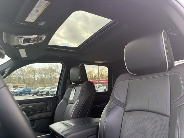 Used 2025 RAM 2500 Limited image 12