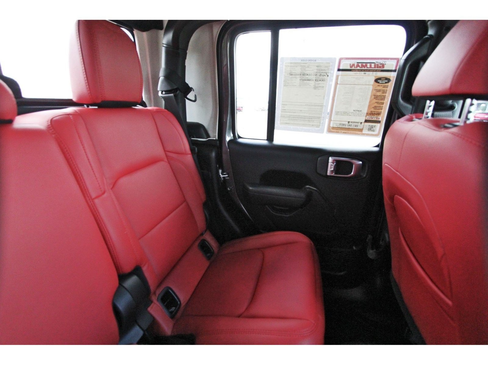 Used 2025 Jeep Gladiator Sport AWD/4WD image 12