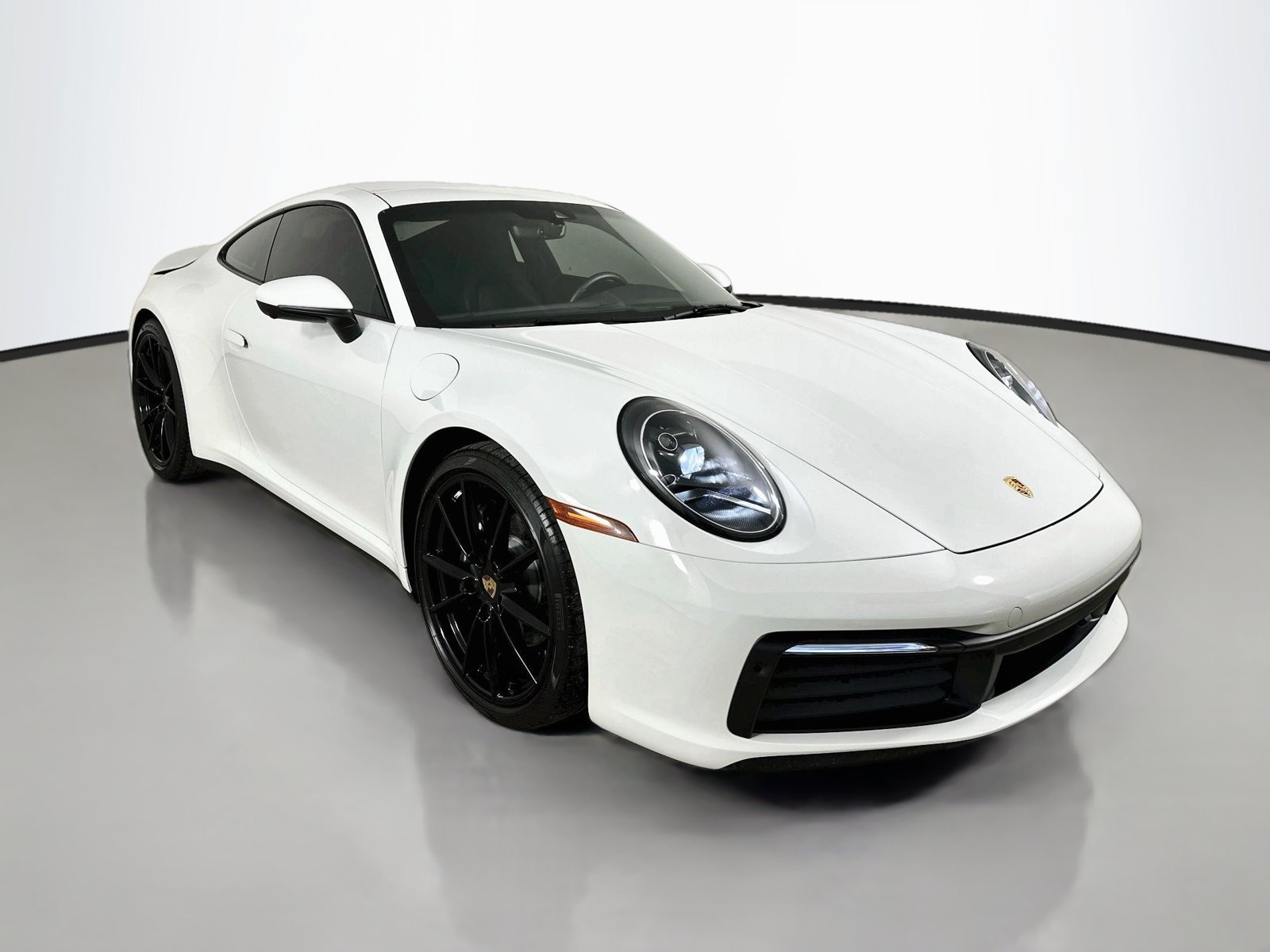 Used 2024 Porsche 911 Carrera 4 AWD/4WD image 3