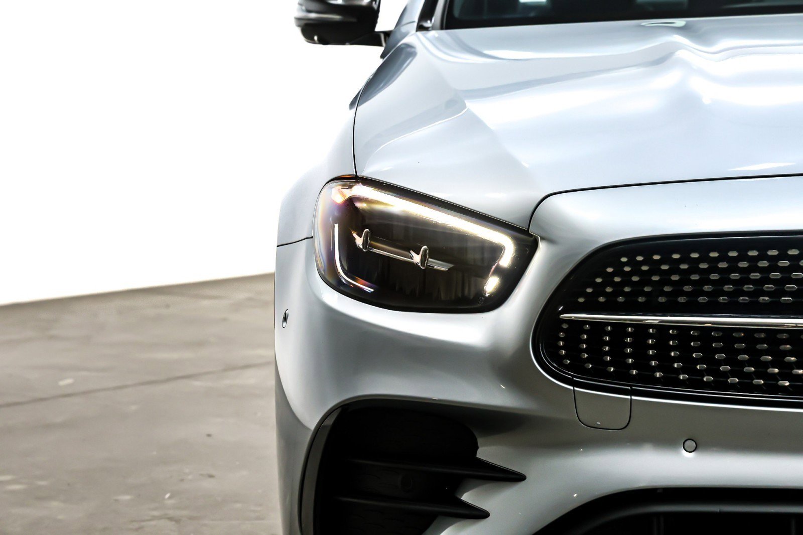 Used 2022 Mercedes-Benz E 350 Sedan image 14