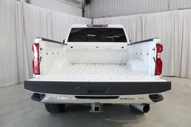 Used 2024 Chevrolet Silverado 2500 LTZ AWD/4WD image 32