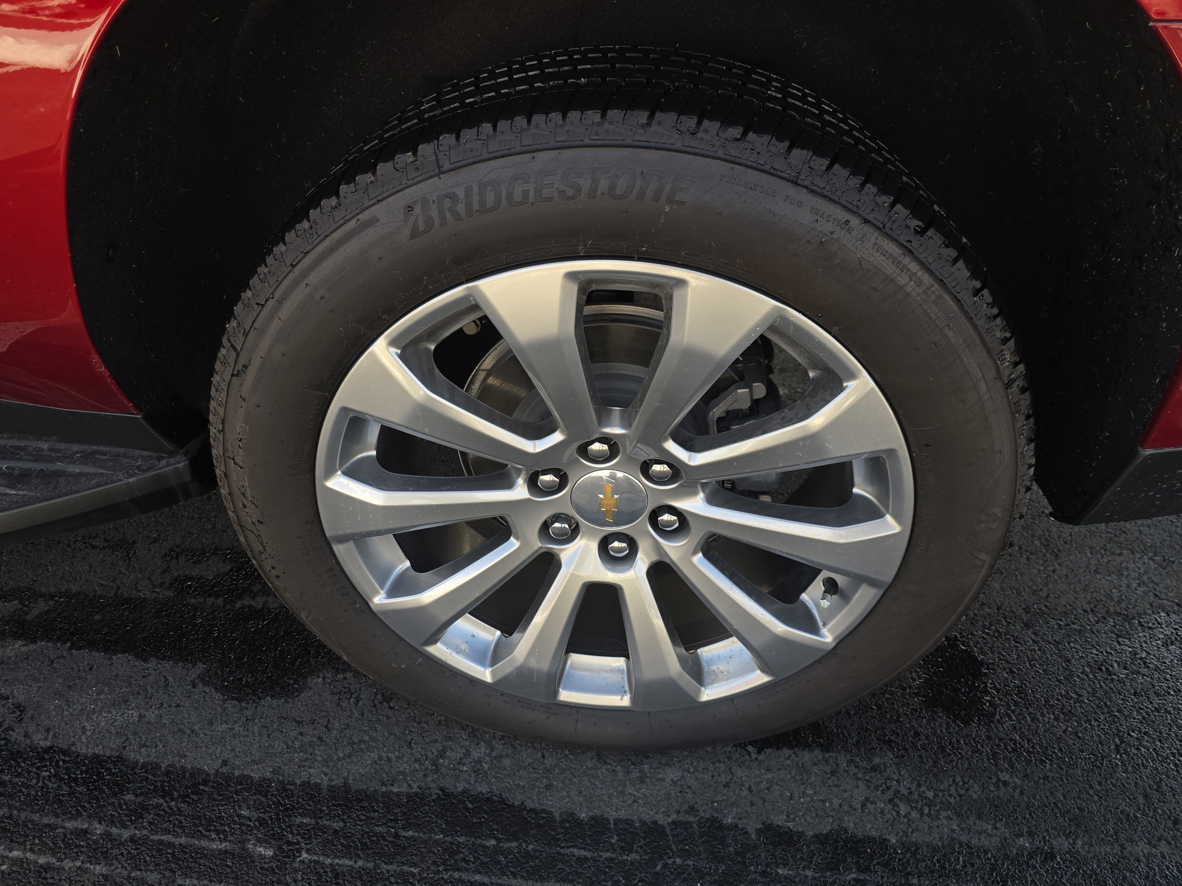 New 2025 Chevrolet Suburban Premier image 13