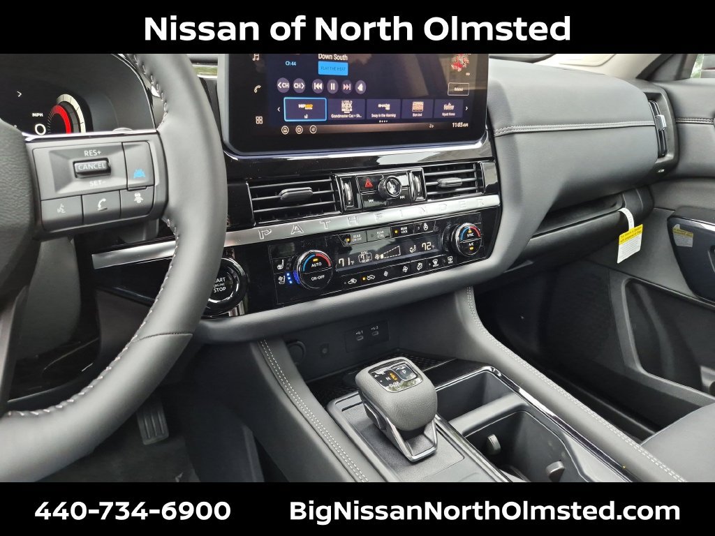 New 2026 Nissan Pathfinder Platinum AWD/4WD image 15