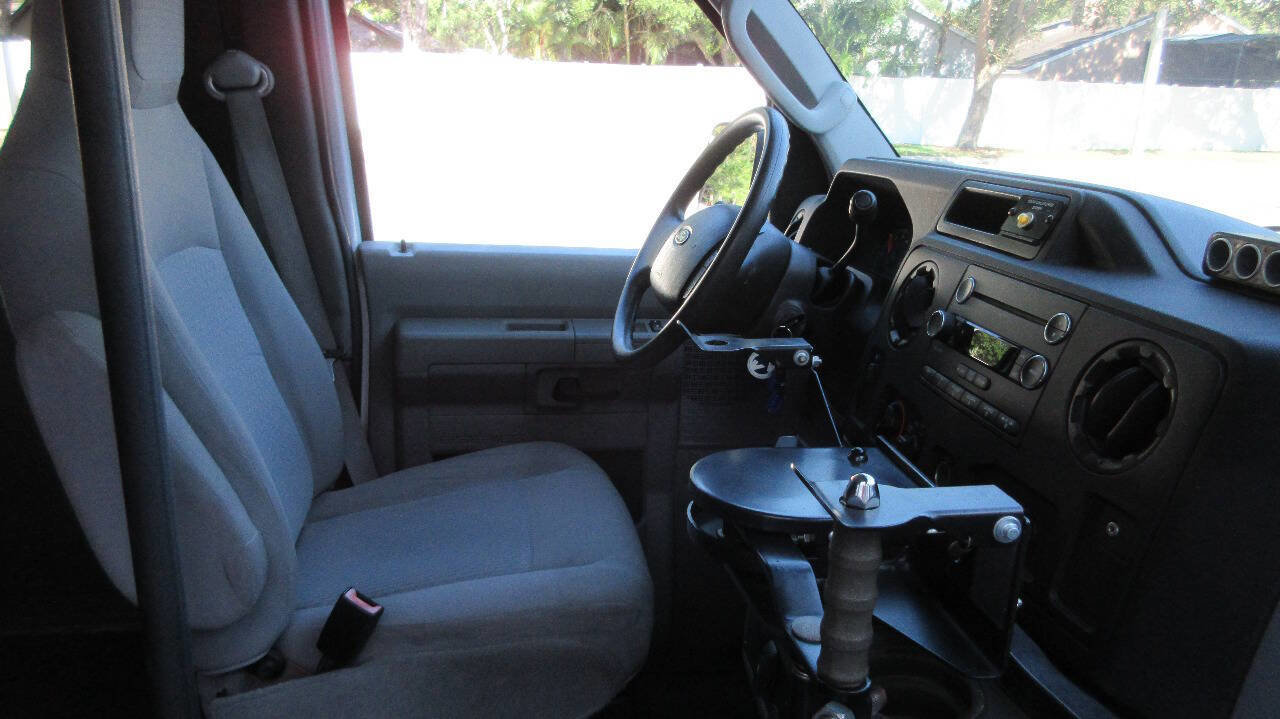 Used 2013 Ford E-350 and Econoline 350 Extended Super Duty w/ PWR Group RWD image 23