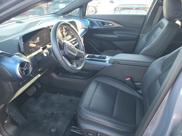 Certified 2025 Chevrolet Equinox EV LT w/ Convenience Package image 9