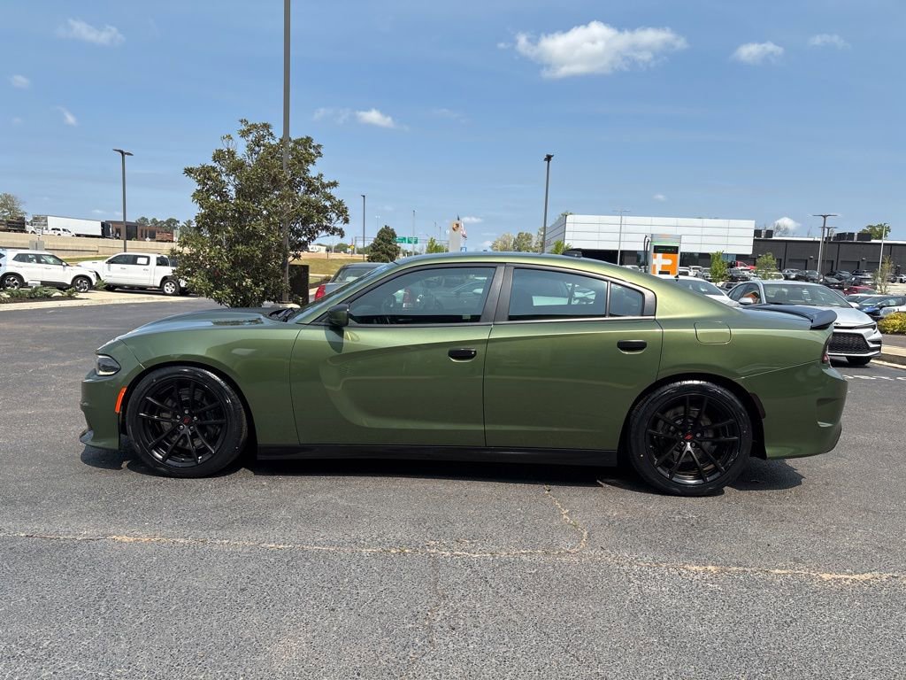 Used 2018 Dodge Charger R/T image 9