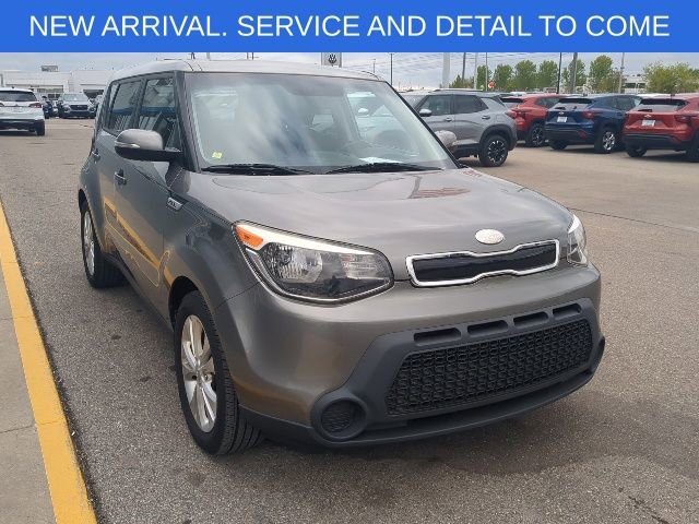 Used 2014 Kia Soul + FWD image 10