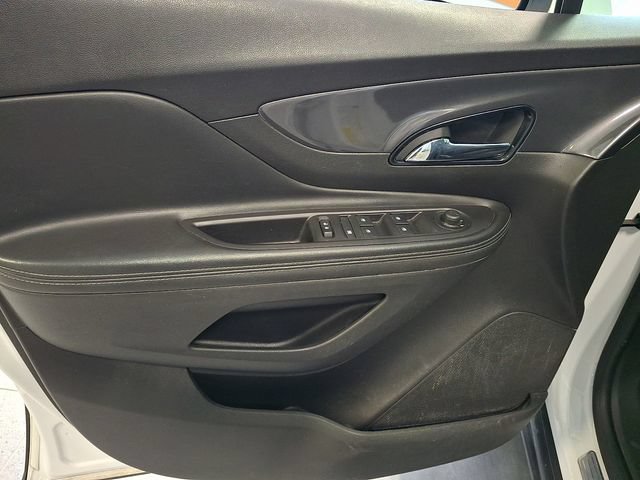 Used 2021 Buick Encore Preferred w/ Safety Package II AWD/4WD image 14