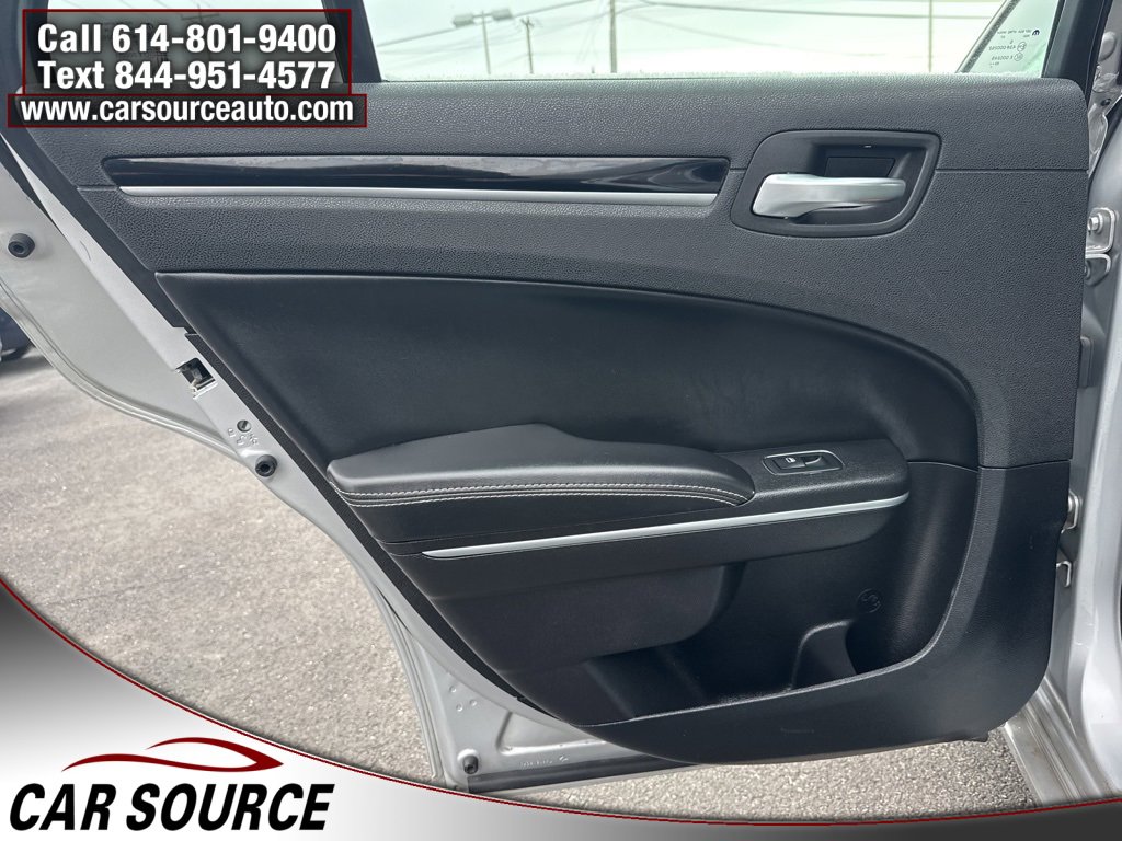 Used 2021 Chrysler 300 S image 33