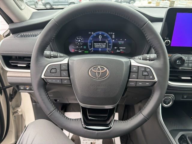 Certified 2024 Toyota Grand Highlander Limited image 24