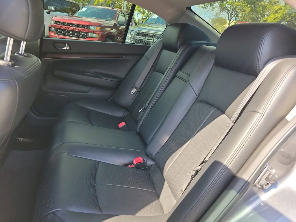 Used 2012 INFINITI G37 X w/ Premium Pkg image 14