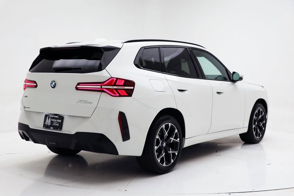 Used 2025 BMW X3 xDrive30i w/ Premium Package AWD/4WD image 8