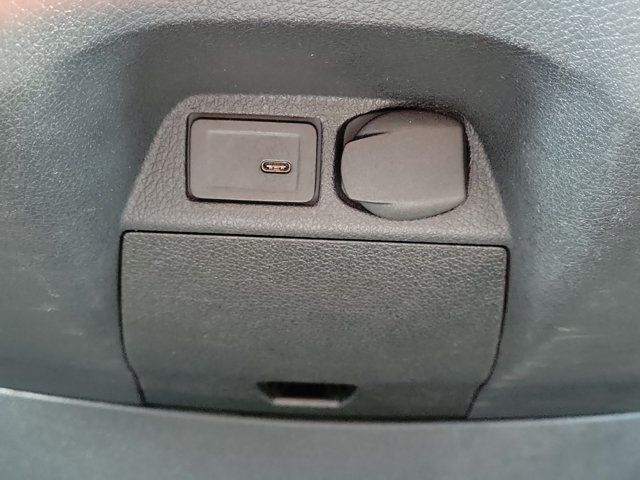Used 2025 Mercedes-Benz Sprinter 2500 image 27