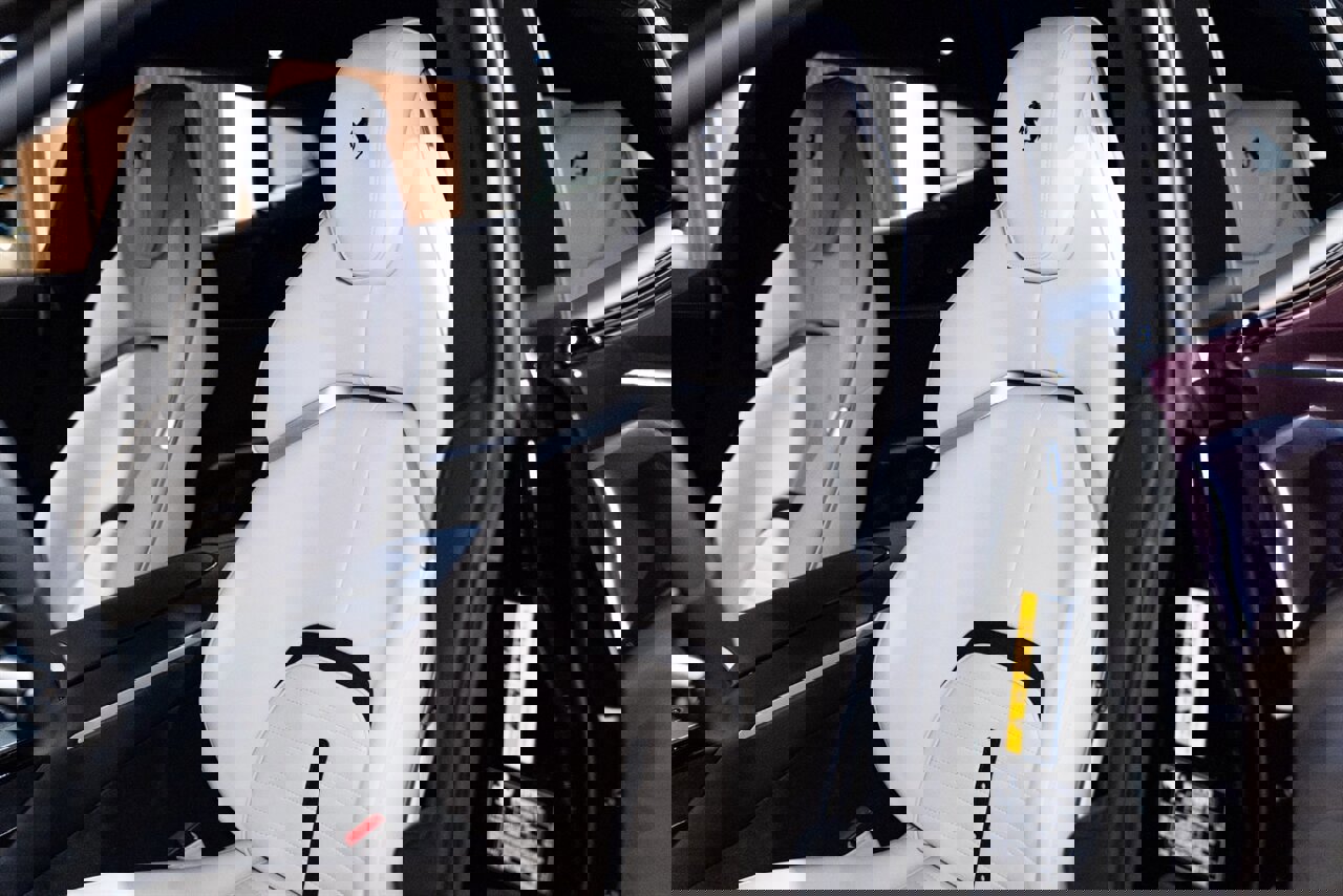 Used 2024 Ferrari Purosangue image 10