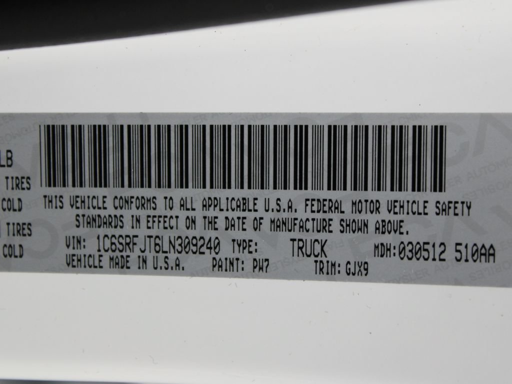Used 2020 RAM 1500 Laramie AWD/4WD image 71