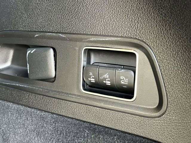 Used 2022 Mercedes-Benz GLS 450 4MATIC image 24